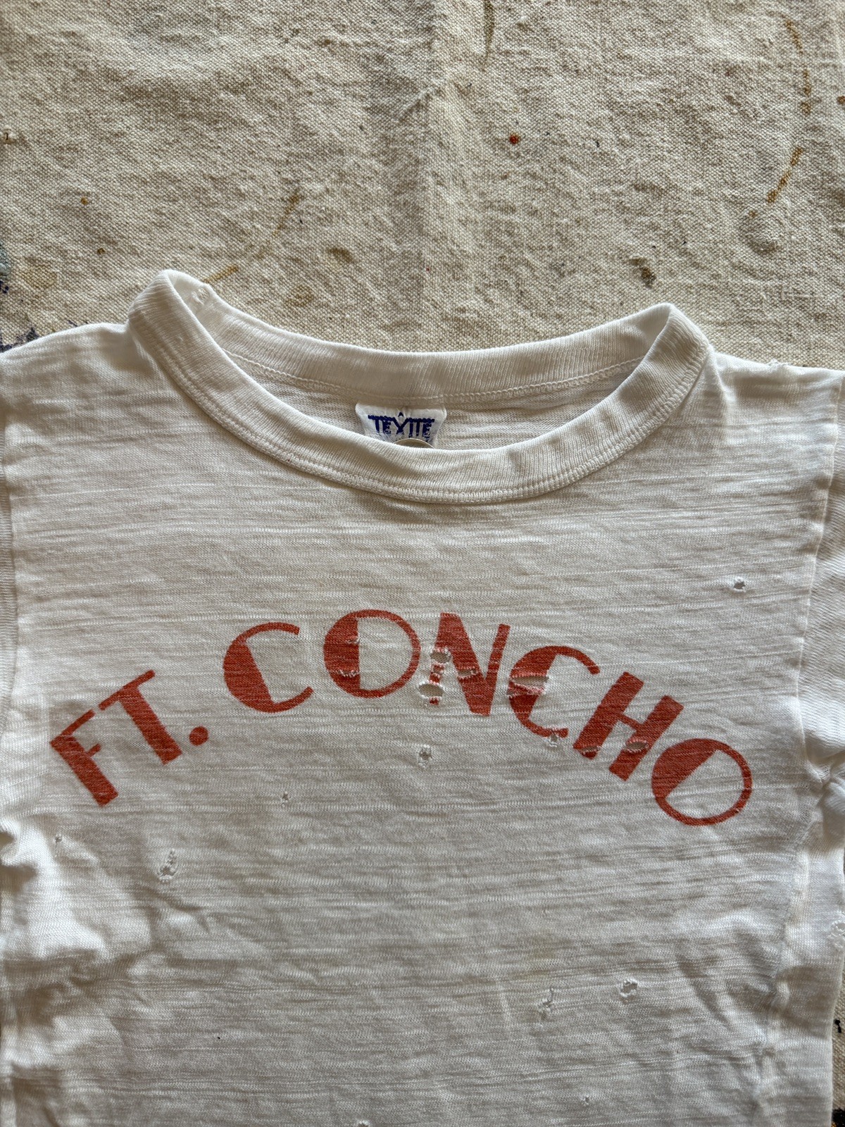 Vintage 30s 40s US Military Fort Concho Military Base Kids Tee