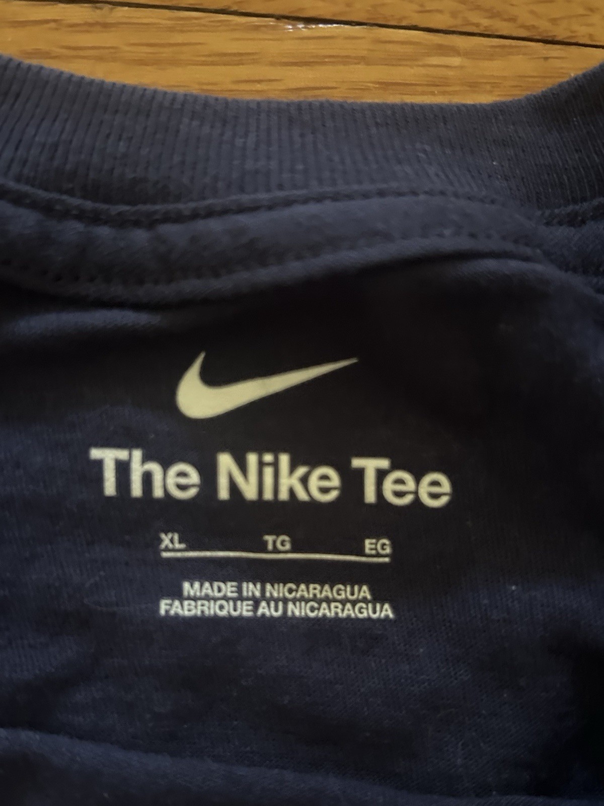 Nike The Nike Tee Men’s XL Blue Graphic Logo Crew Neck Short Sleeve Tee