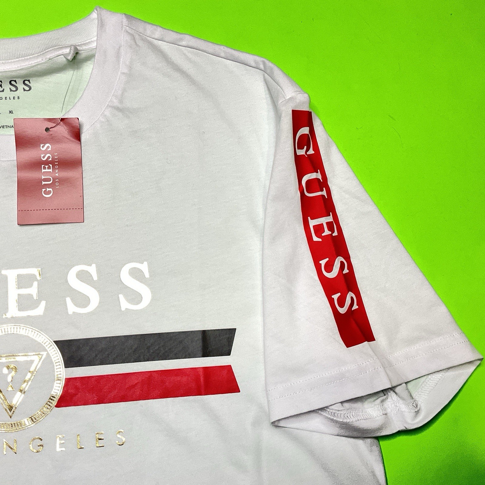 GUESS Los Angeles Men’s Short Sleeve T-Shirt MEDIUM White w/Black, Red, Gold NEW