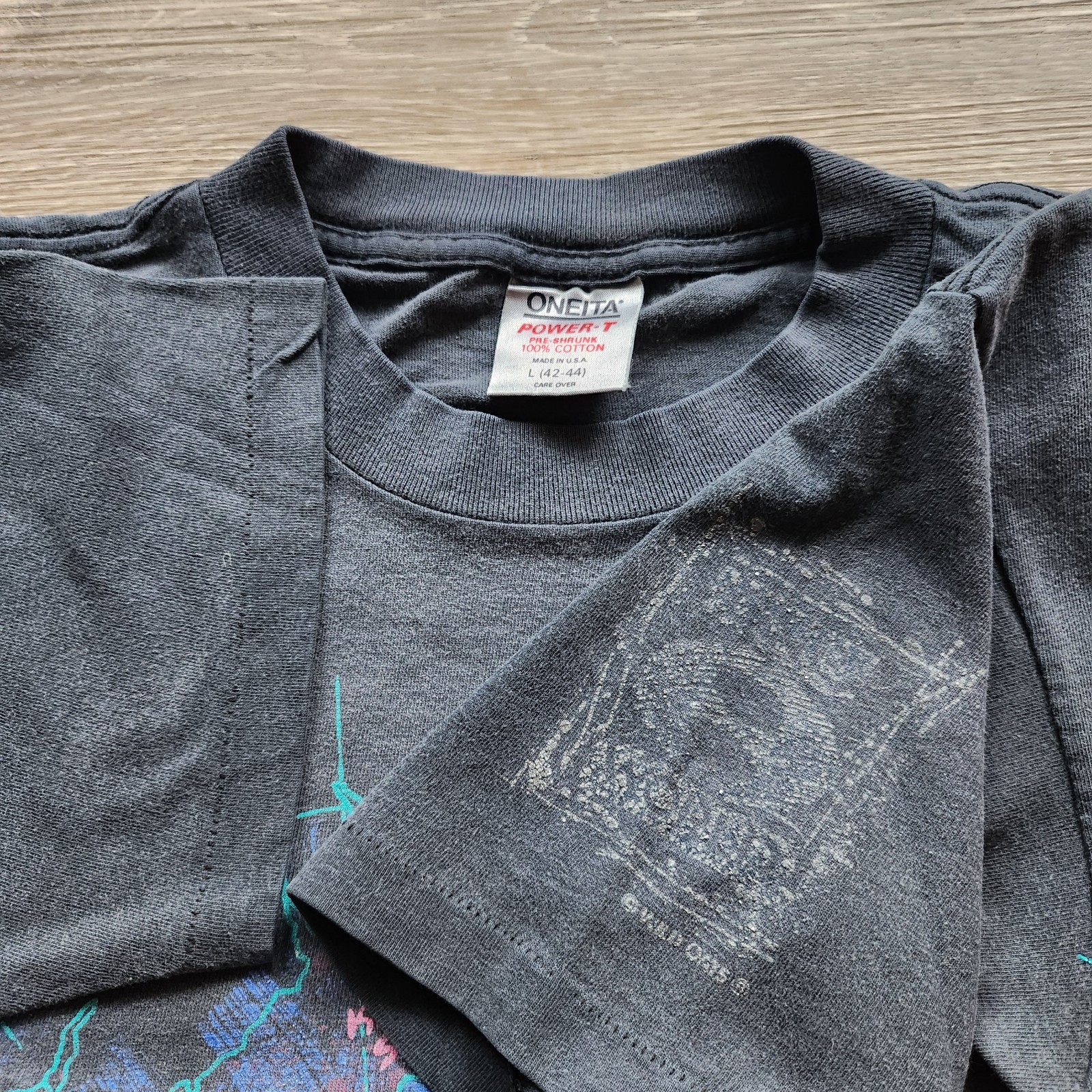 Vintage 90s Wild Oats North Pole Globe AOP Tshirt Size L Faded Black