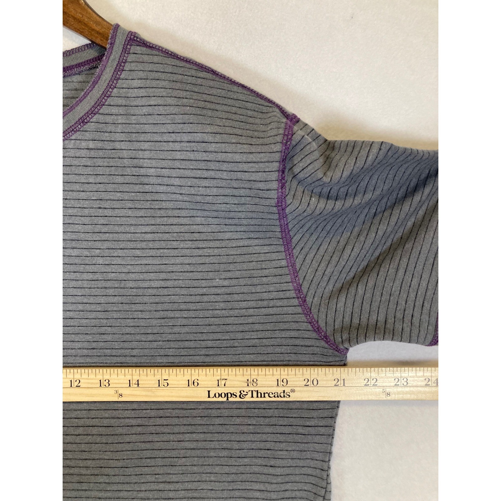Skater Grunge Modern Culture Men Large Grey Purple Striped Contrast Henley Shirt