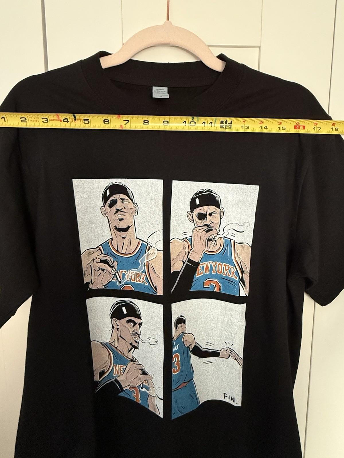 Josh Hart Knicks Graphic T-Shirt Men’s M Short Sleeve Crew Neck 2026 NBA Finals