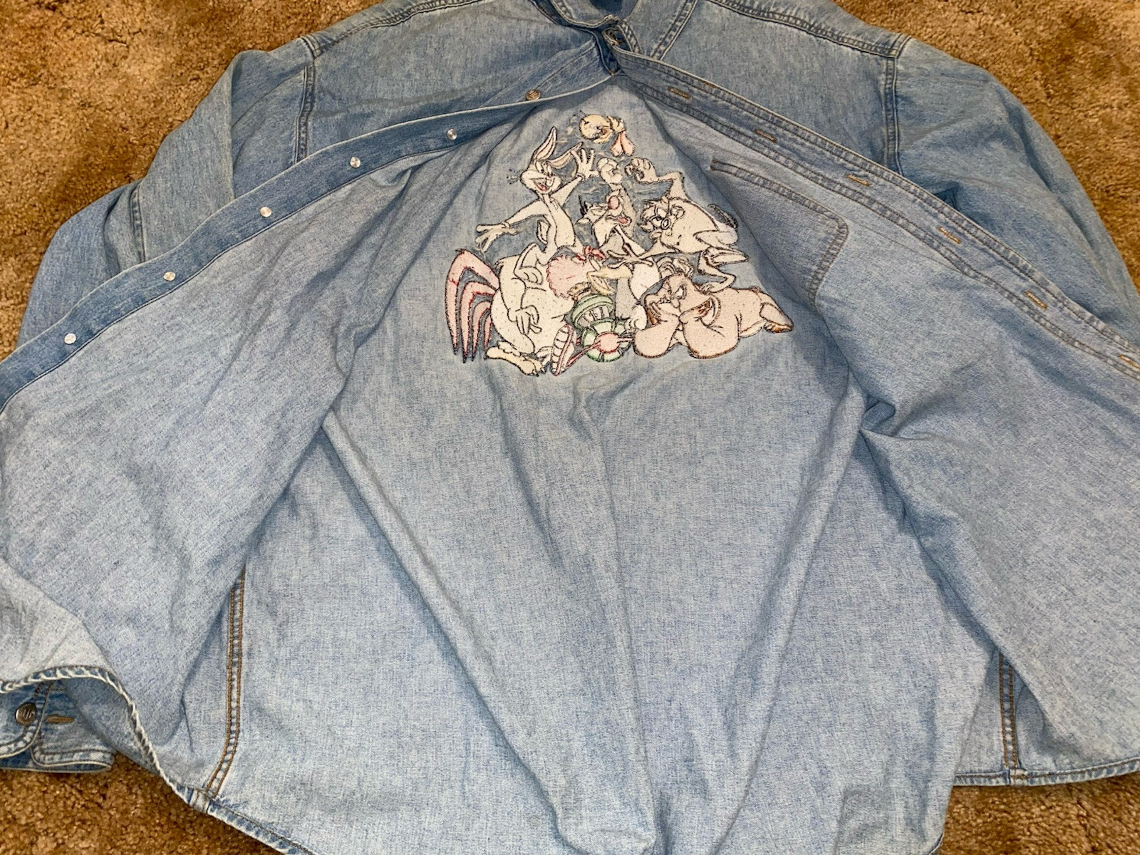 VTG 90s WB Store Looney Tunes Blue Jean Embroidered Shirt Bugs Bunny Sz XL