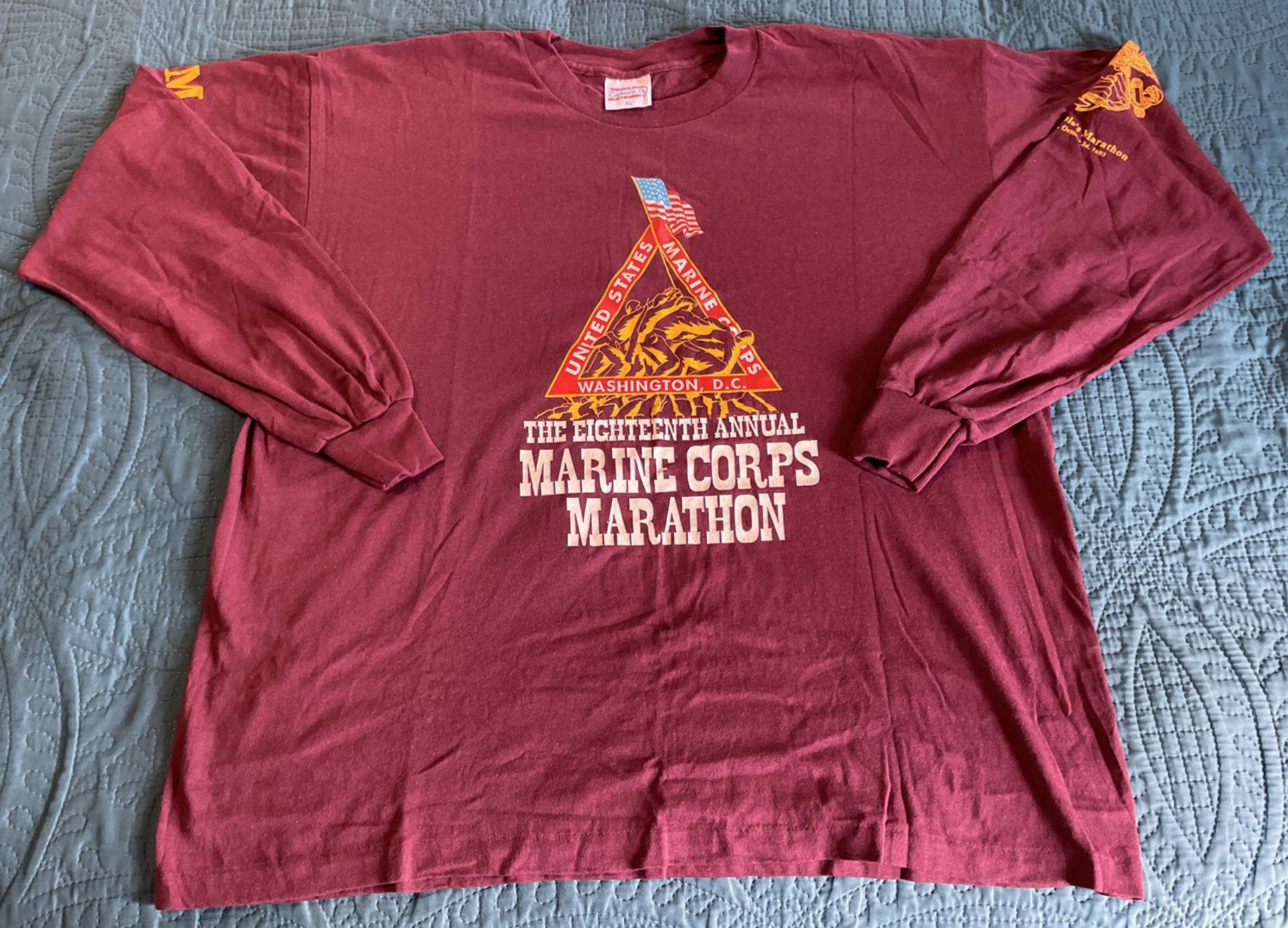 Tennessee River Long Sleeve T-shirt, United States Marines Annual Marathon 93 XL