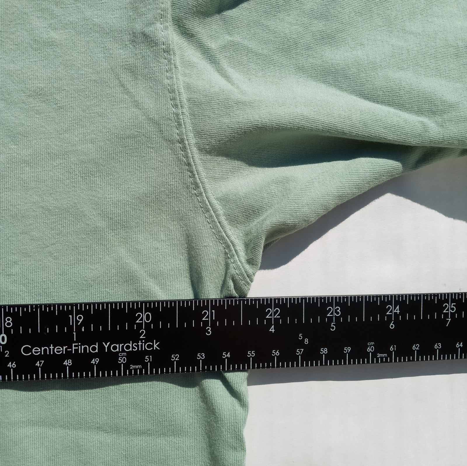 Nike Tee Medium Light Green Short Sleeve Crew Neck Graphic Logo T-Shirt Cotton