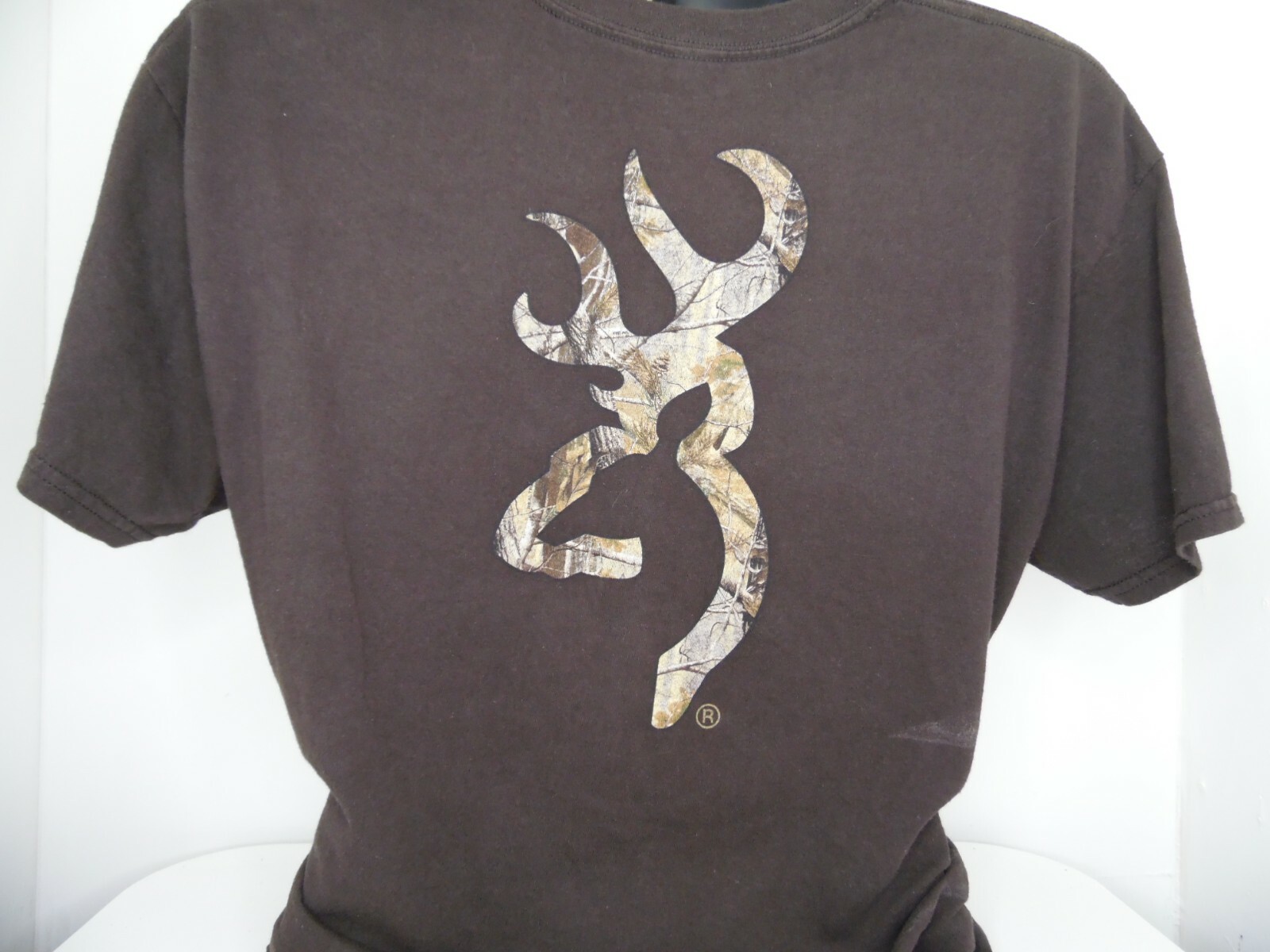 Browning Tee Shirt 100% Cotton Machine Wash Size Large .