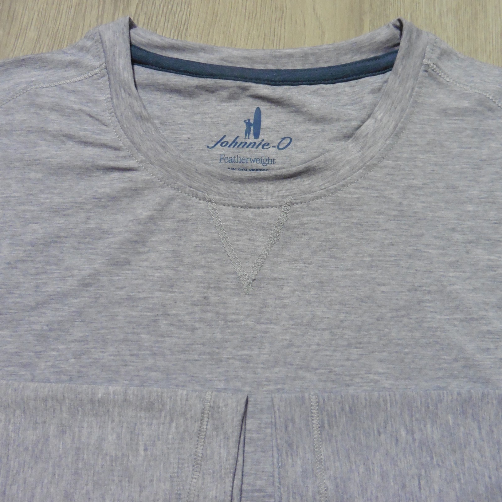 JOHNNIE O Mens M MEDIUM THE COURSE T SHIRT PERFORMANCE GOLF FEATHERWEIGHT SEAL