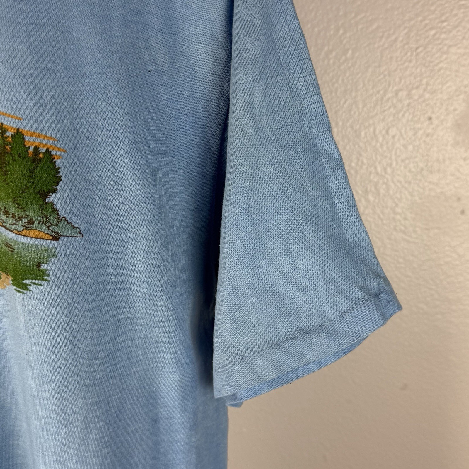 Vintage 70’s Eddie Bauer Coming Attractions ICONIC Logo USA T Shirt Size Large