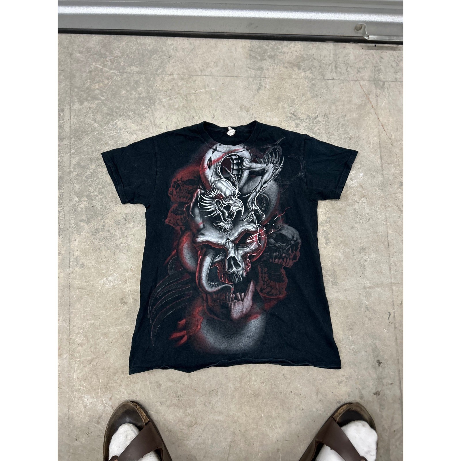 Mens Dragon and Skull Graphic T-Shirt Black Gothic Fantasy Short Sleeve Small