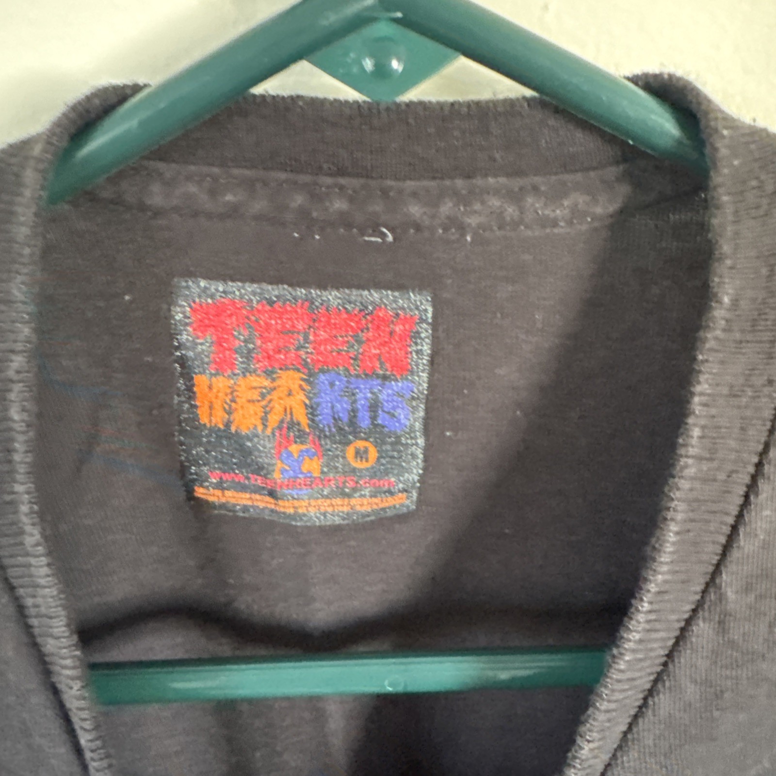 Teen Hearts T Shirt Size Medium