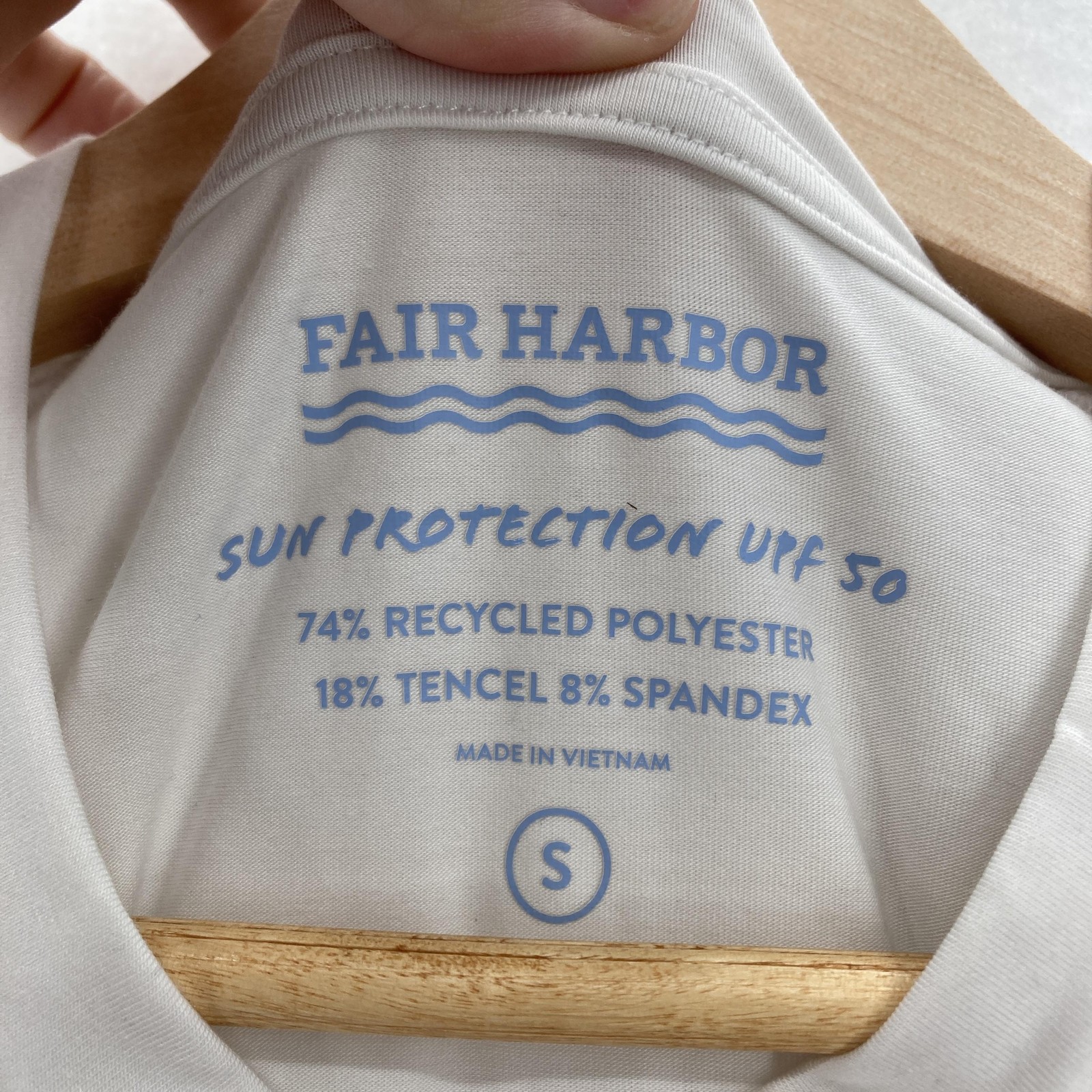 Fair Harbor Henley Shirt Mens Small Light Gray Long Sleeve UPF 50 Sun Protection