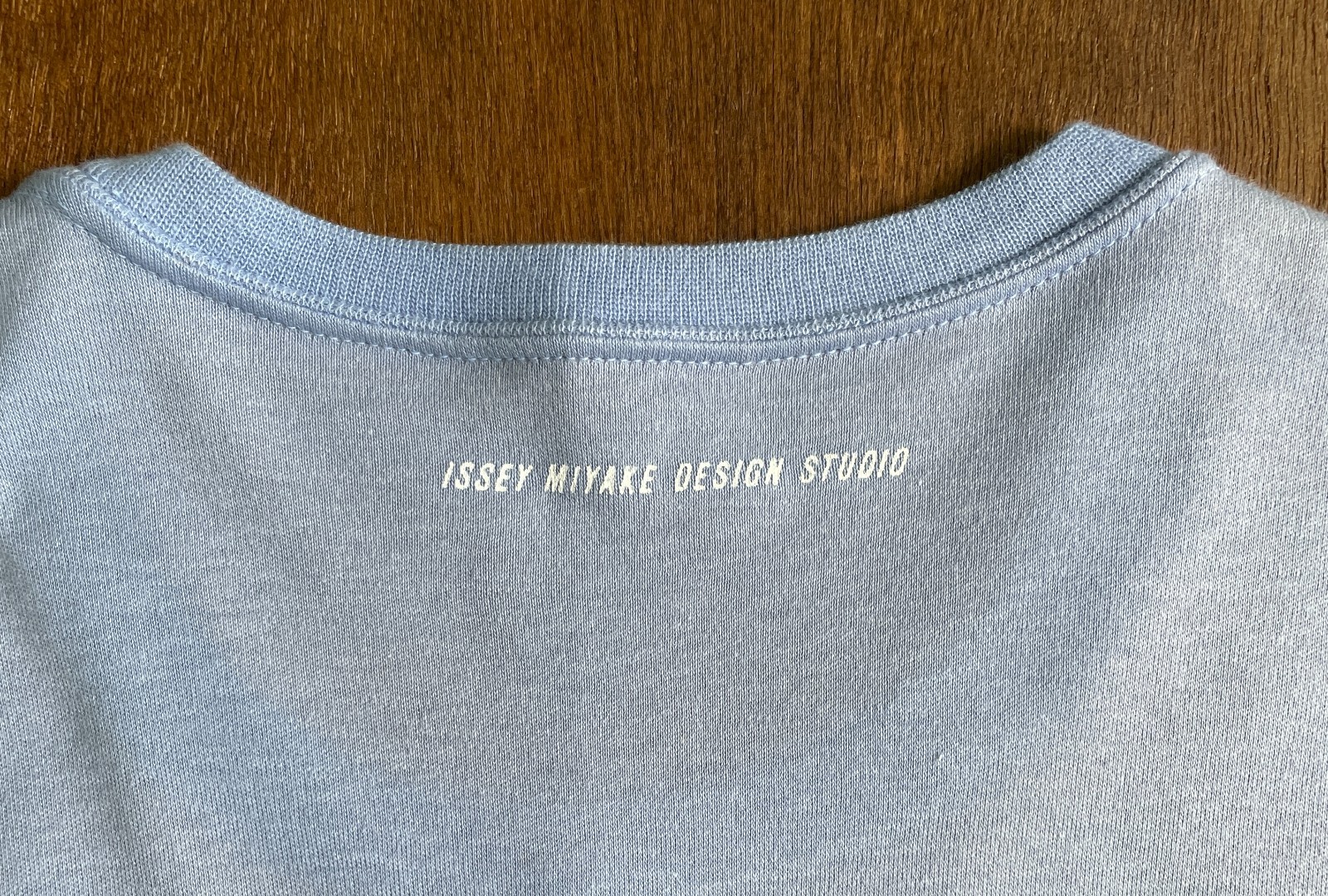 ISSEY MIYAKE Issey Skyline Vintage Tee
