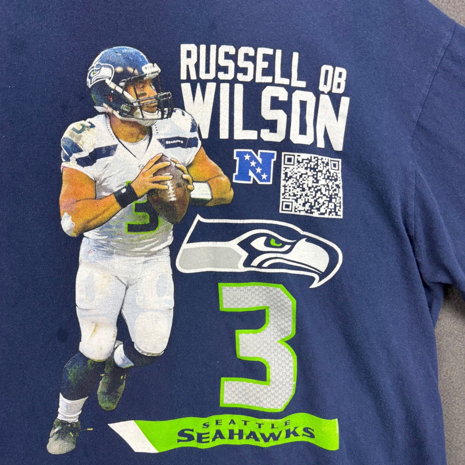 NFL Team Apparel Russell Wilson Seahawks T-Shirt Mens XL Blue Football Graphic