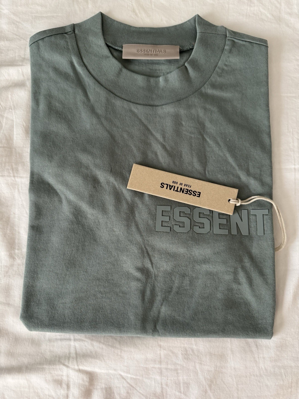 Fear of God Essentials Authentic Logo T-Shirt Men’s Streetwear Te