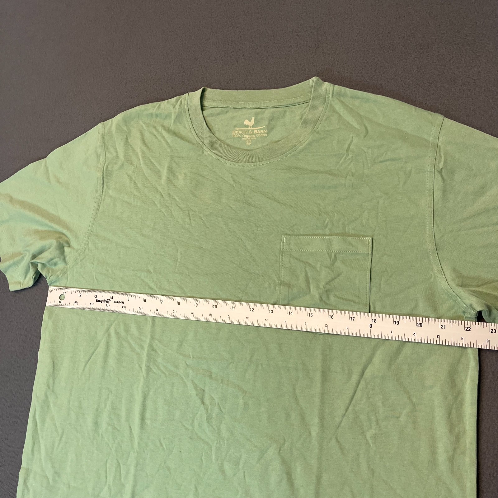 Beach & Barn Men’s Lg Green Short Sleeve T-shirt Chest Pocket Logo 100% Cotton