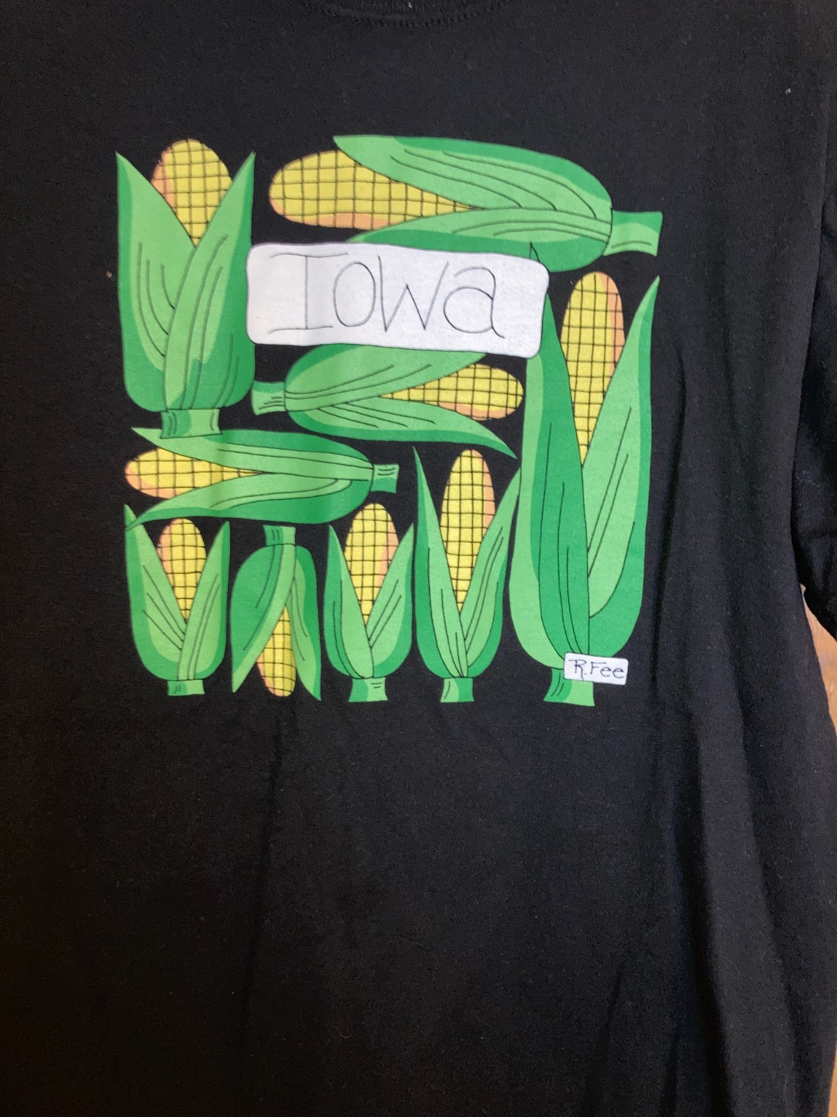Iowa Hawkeye Size L Black T Shirt Corn on the Cob R. Fee Unisex Crewneck Tee