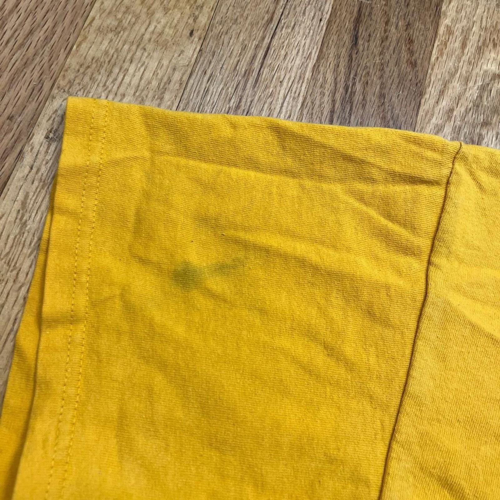 Vintage free style Steve-barry-s Men’s Yellow T-shirt