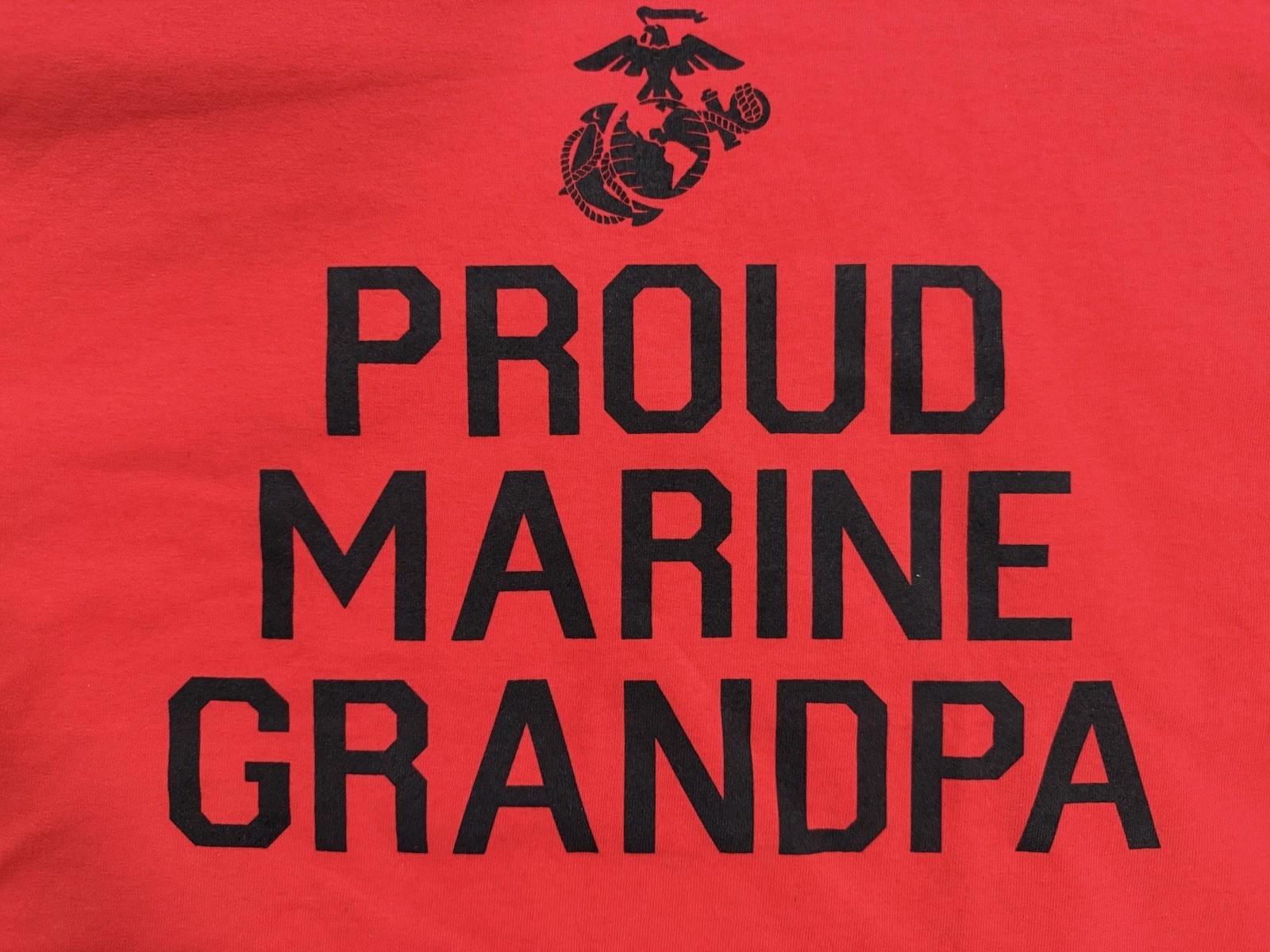“PROUD MARINE GRANDPA” USMC United States Marines Red T-Shirt – New – Size SMALL