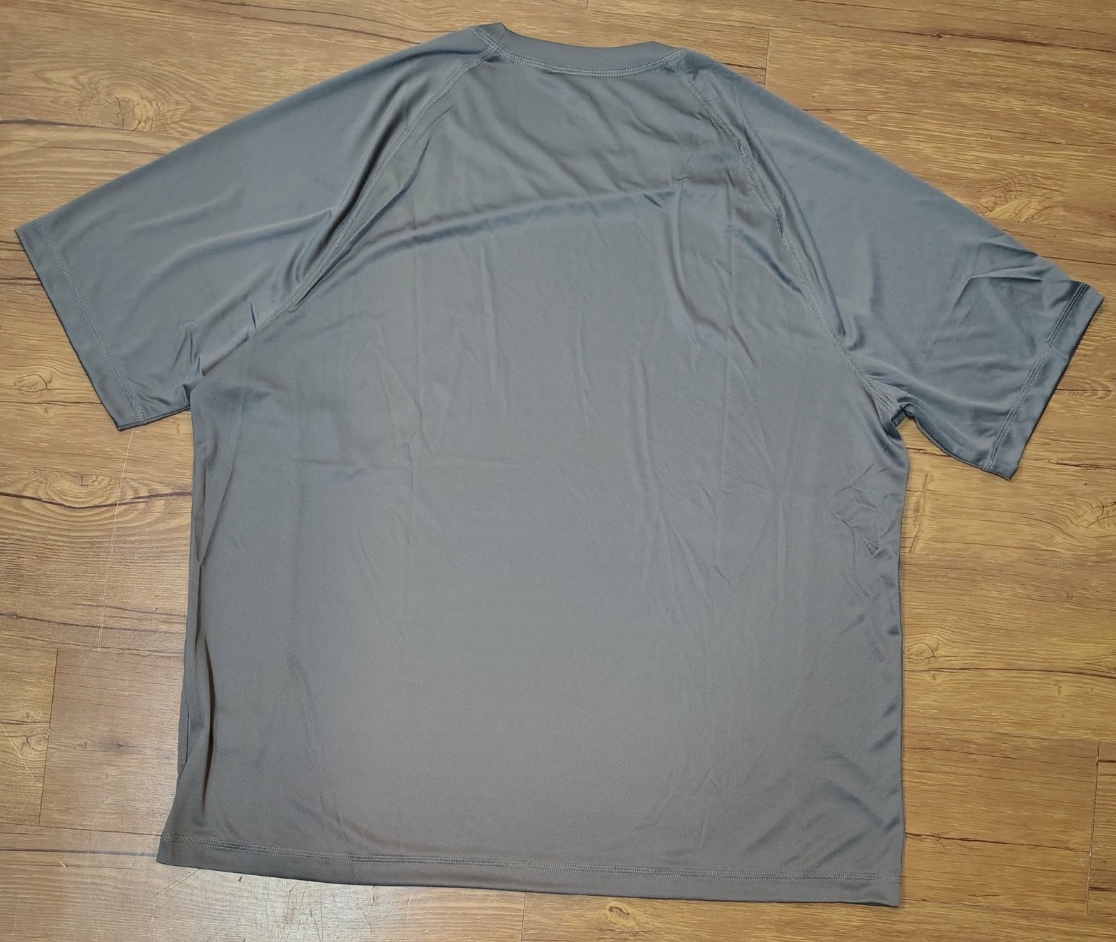 Amazon Essentials Men’s Slim-Fit Short-Sleeve Quick-Dry UPF 50 Swim Tee Gray XXL