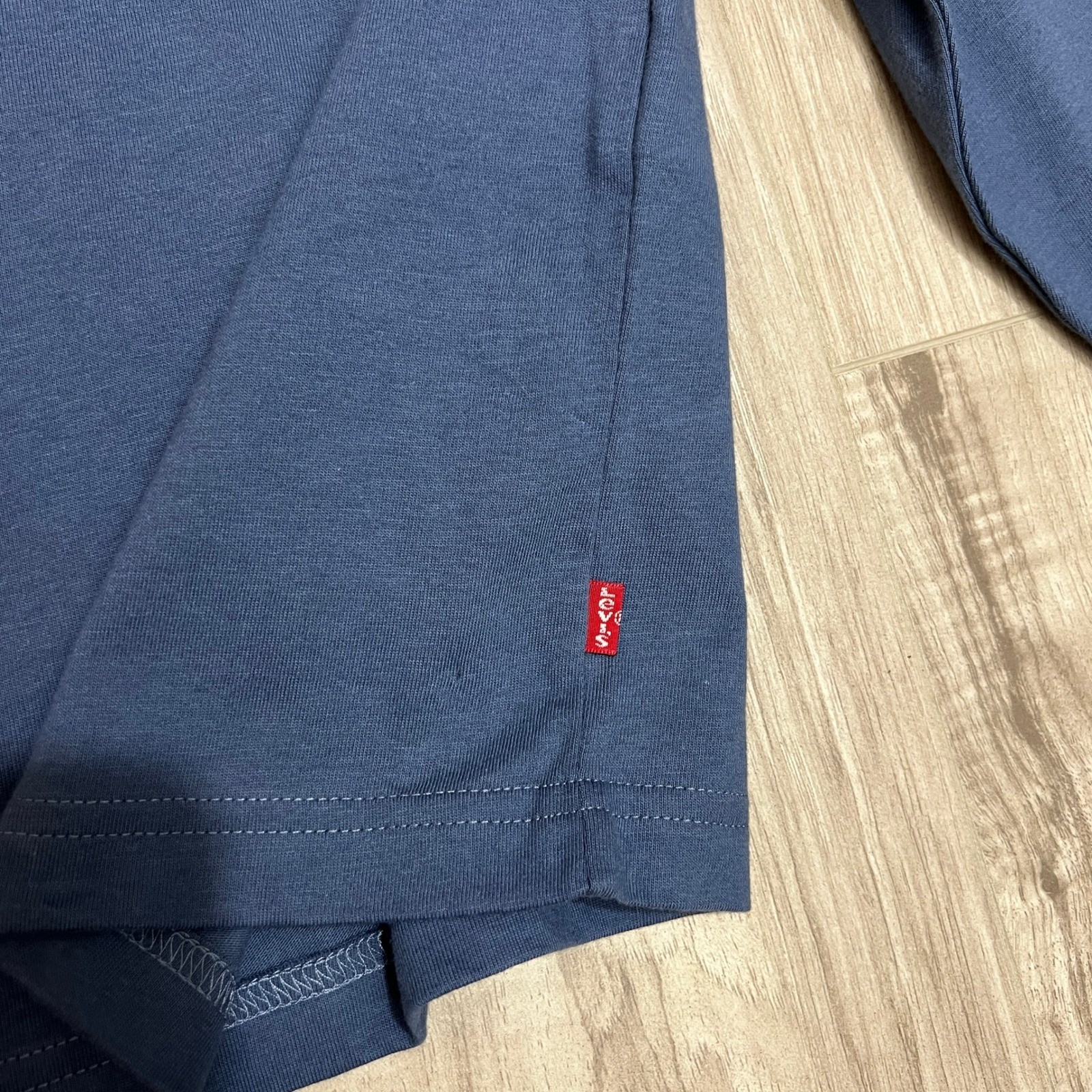 Levi’s Men’s Size 2XL Long Sleeve Tee Blue Western Graphic Cowboy Mesa Relaxed