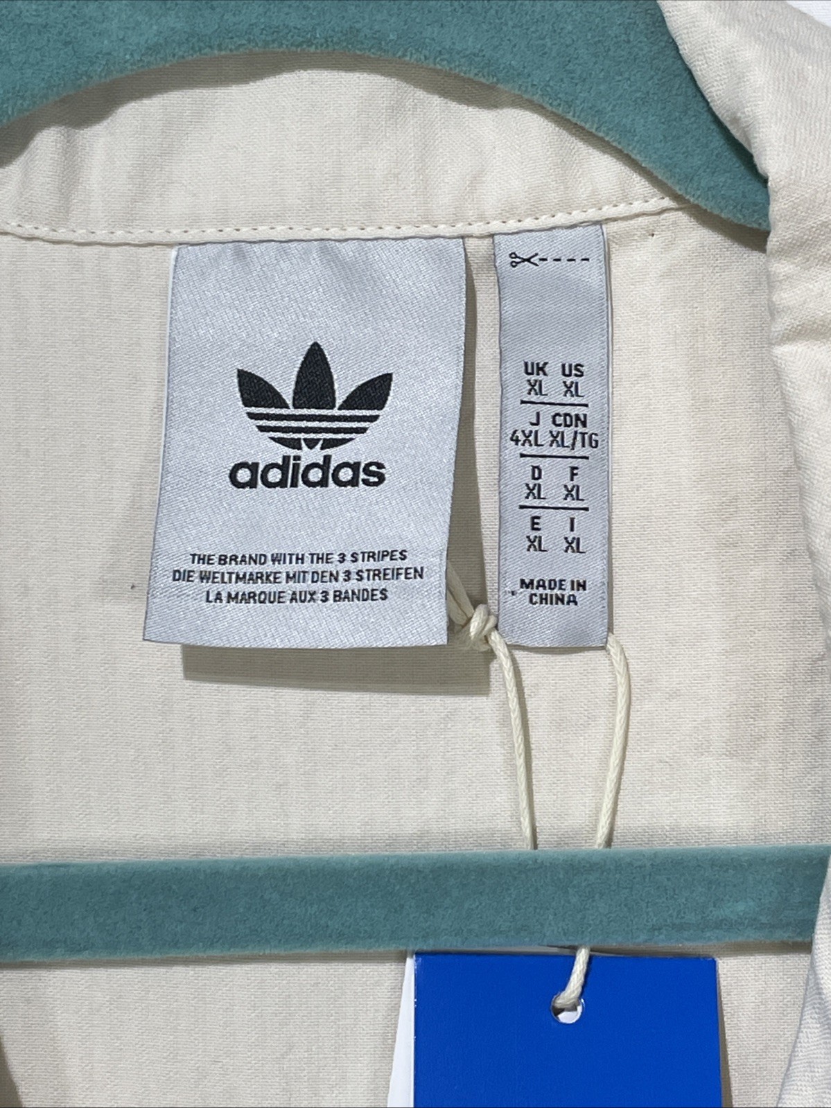 Adidas Men’s Originals Essentials Seersucker Short Sleeve Shirt Wonder White XL