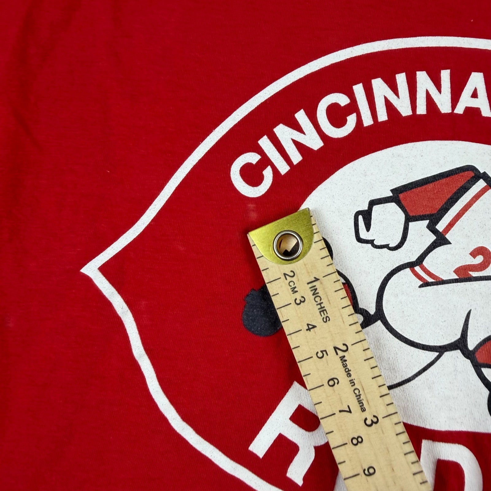 Fanatics T-Shirt Men’s Medium Red Cincinnati Reds Mr Redlegs MLB Baseball Tee