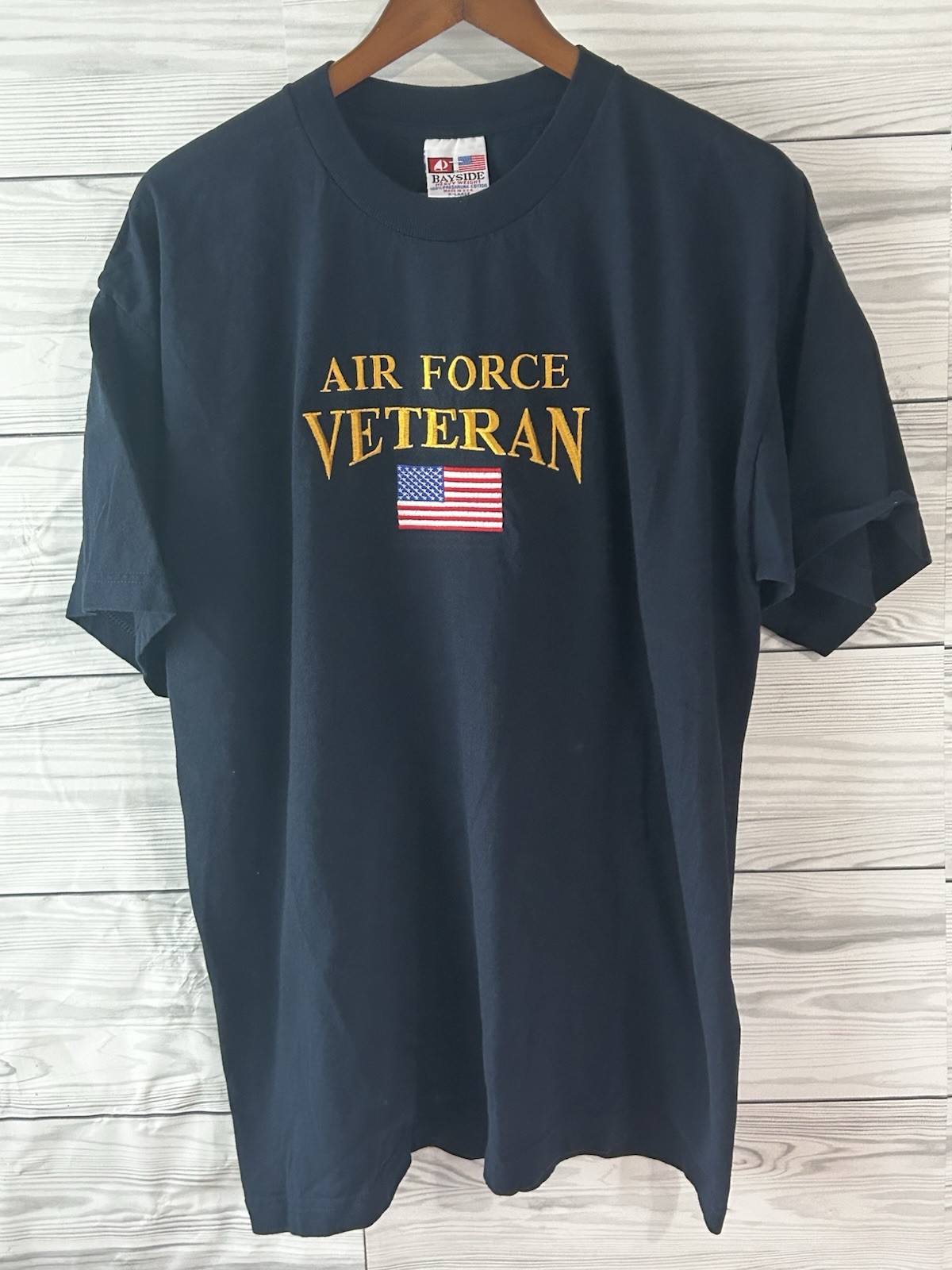 NWT US Air Force VETERAN Mens XL T-shirt USAF Navy Blue Embroidered T-shirt c428