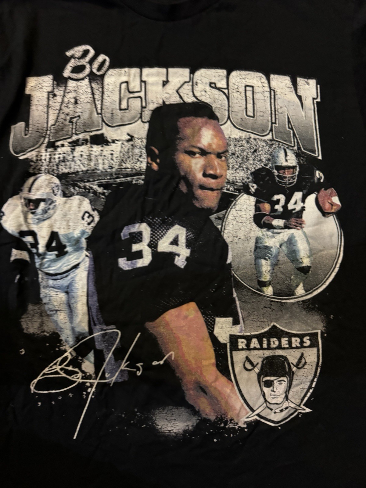 Mitchell & Ness “Nostalgia Co.” Bo Jackson Oakland/LA Raiders Graphic T-Shirt XL