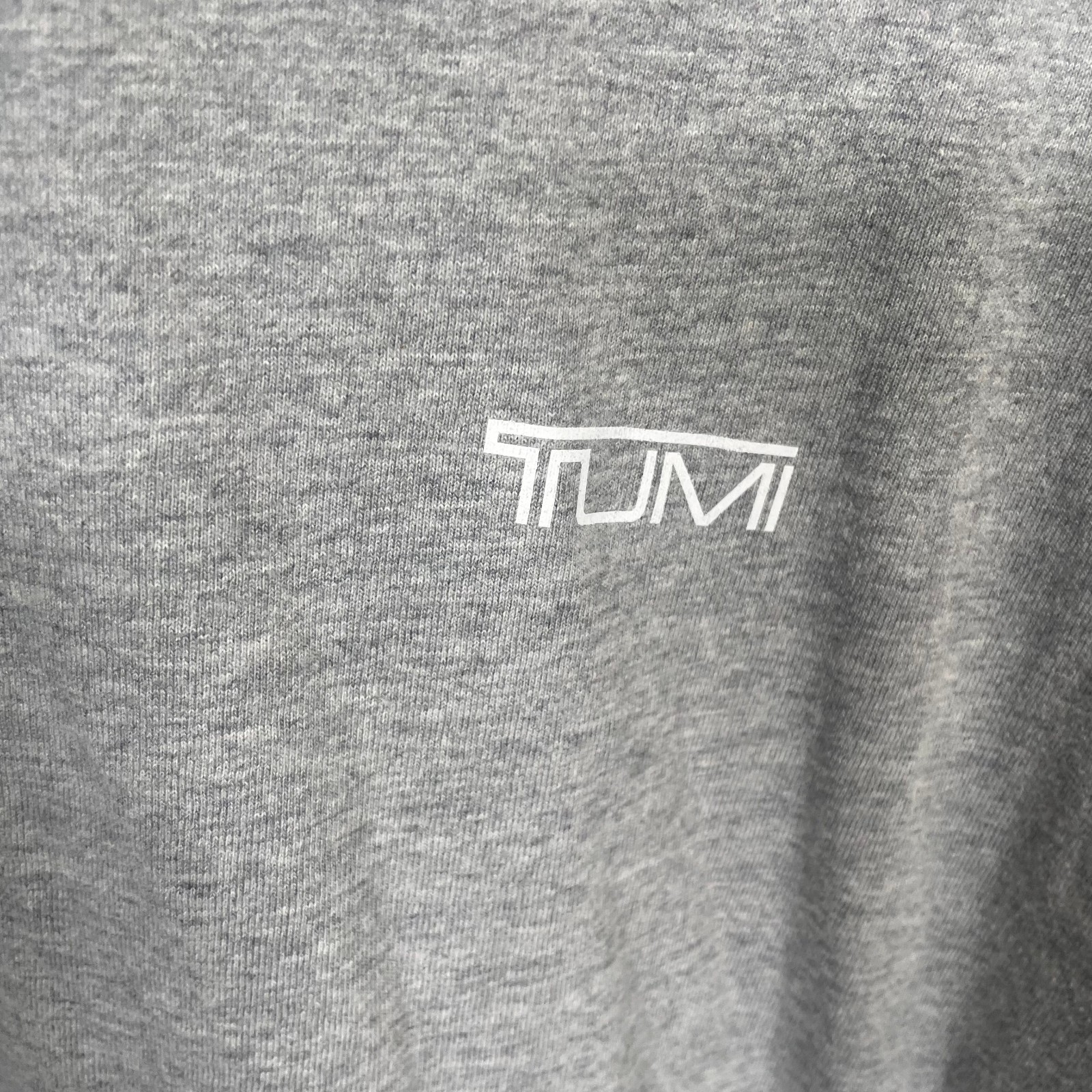 TUMI Long Sleeve T Shirt Mens Size XL Crewneck Air India Gray Travel