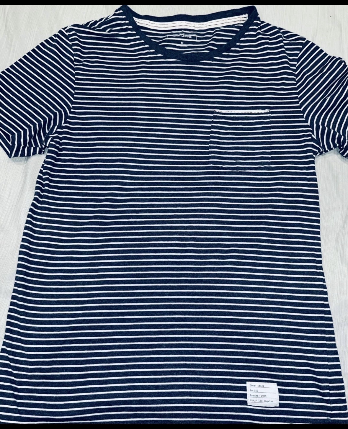 Men’s Medium Adam Levine Tee T-Shirt Navy Blue And White Stripe