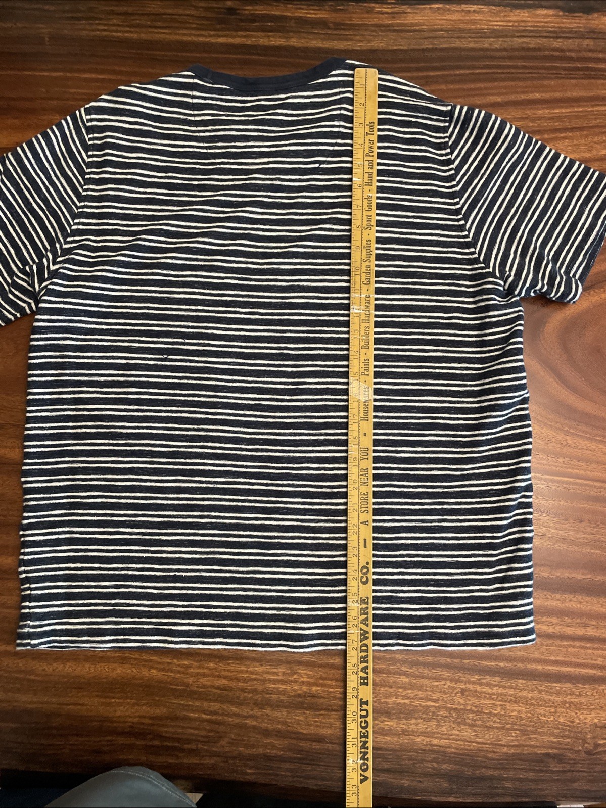 Common People T-Shirt Men’s XL Navy Striped NWT Short Sleeve Super Soft Crew