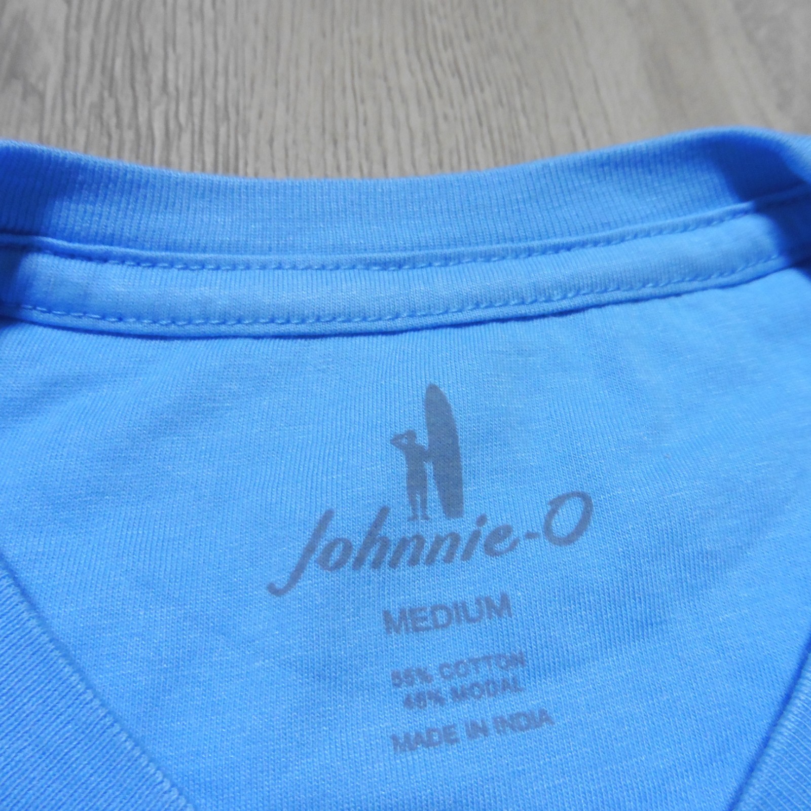 JOHNNIE O Mens M MEDIUM T SHIRT SUN LINE MALIBLU BLUE GRAPHIC SHORT SLEEVE GOLF