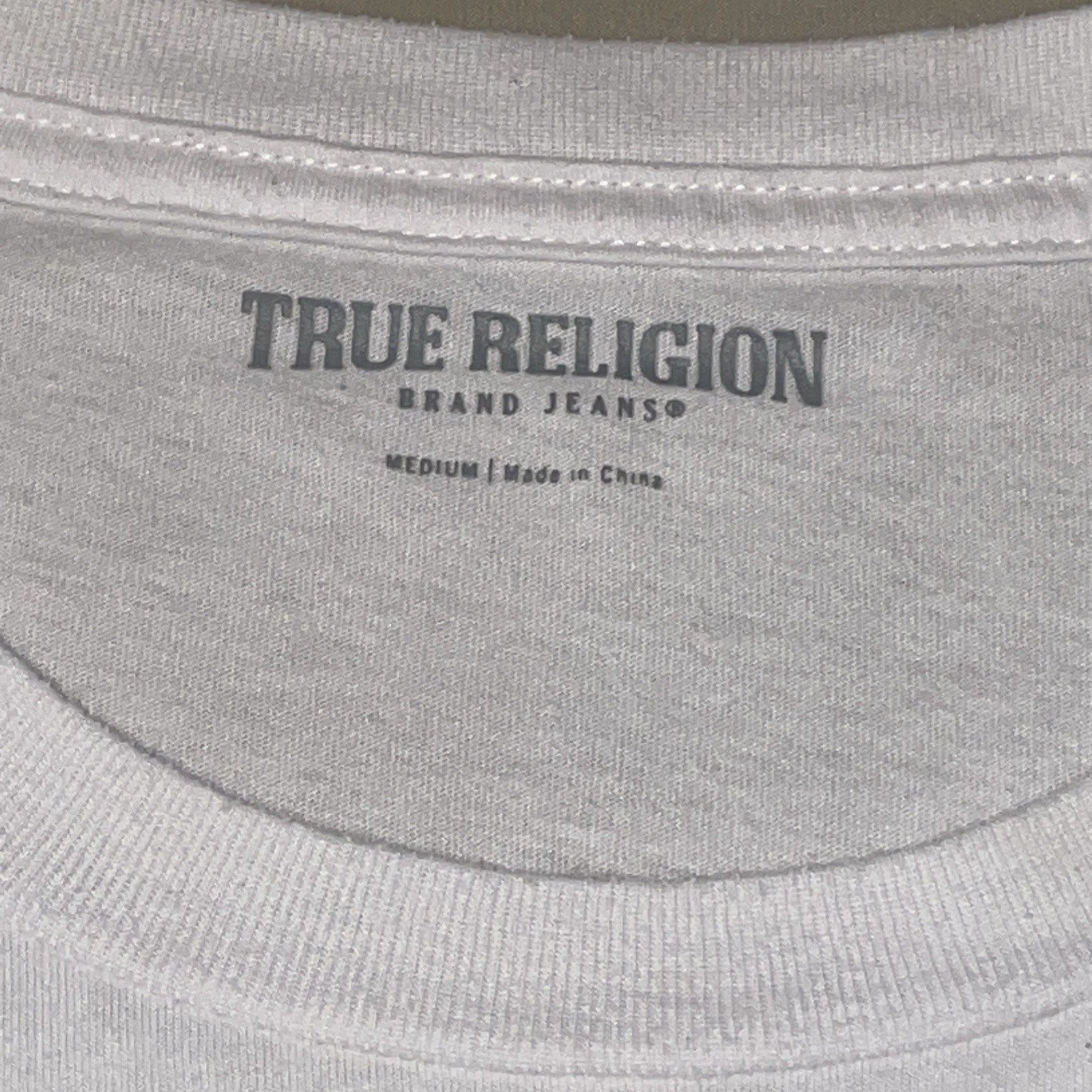 TrueReligion Tshirt Mens•M White Gold Monk Buddha Embossed Logo Graphic CrewNeck