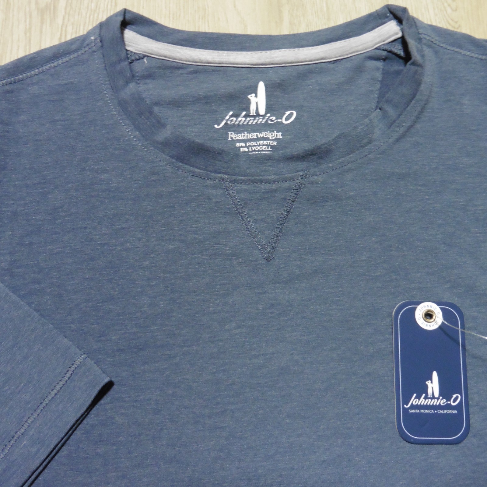 JOHNNIE O Mens L LARGE COURSE T SHIRT PERFORMANCE GOLF SHORT SLEEVE WAKE BLUE