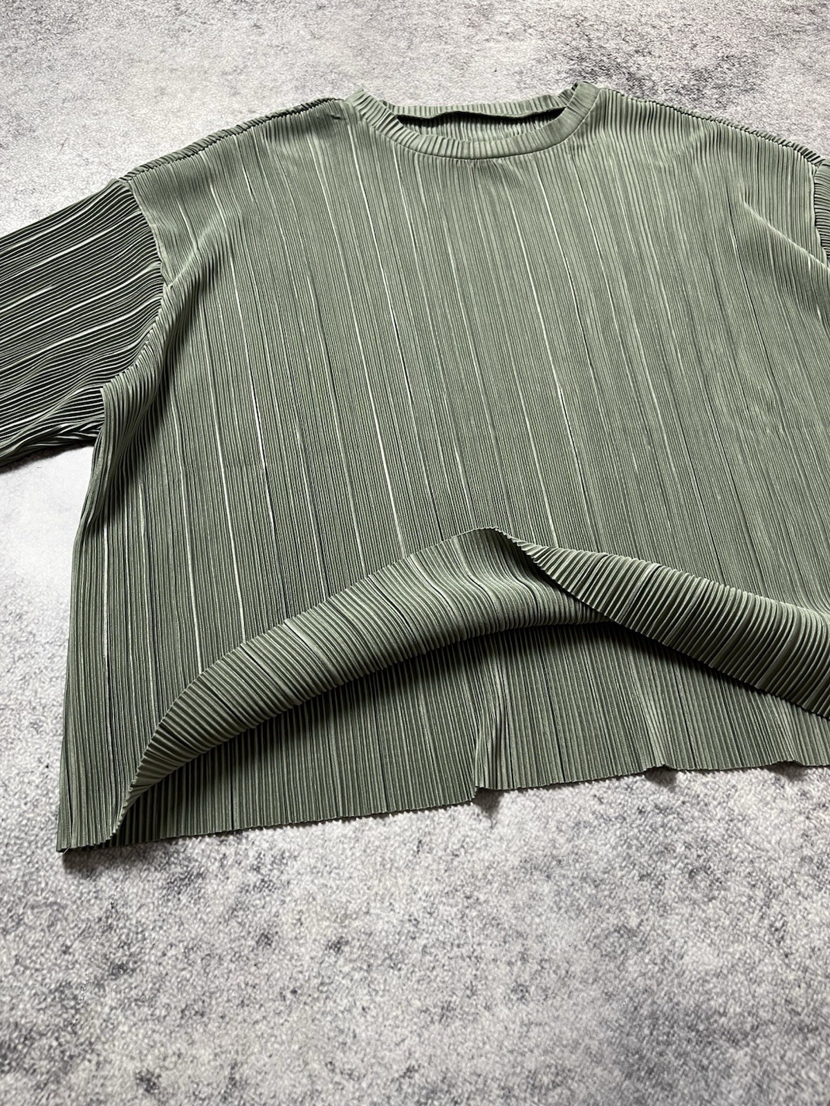 🔥ISSEY MIYAKE PLEATS PLEASE STYLE 00’S VINTAGE CROPPED UNBRANDED T SHIRT JAPAN