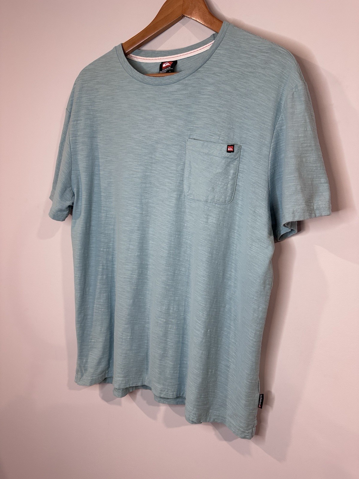 Quicksilver Logo T-Shirt Blue Pocket Tee Surf Skate Size Large Y2K Chambray