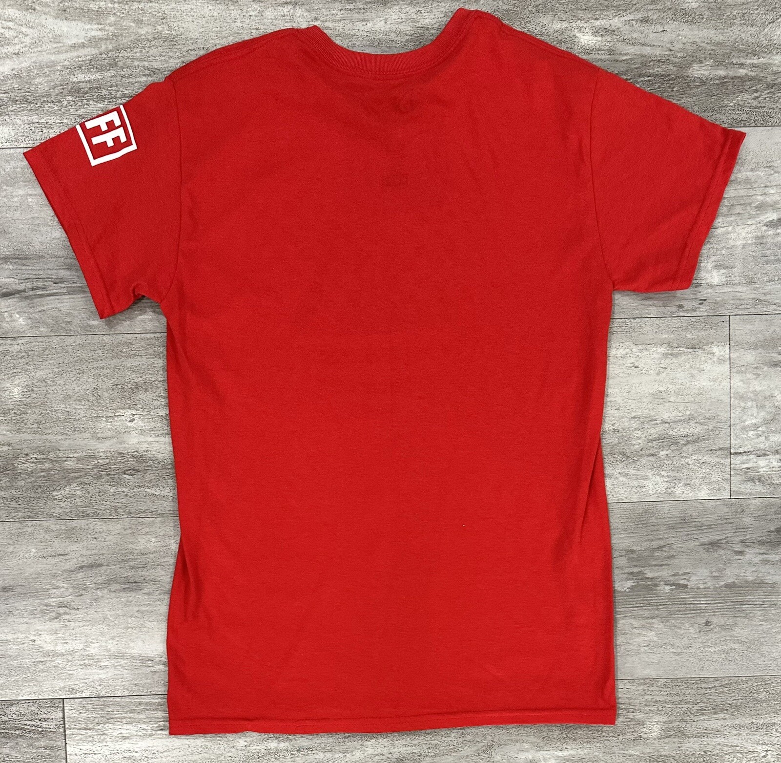 Disney Mens T-Shirt Red Logo Neff Mickey Too Many People Grow Up Size Small
