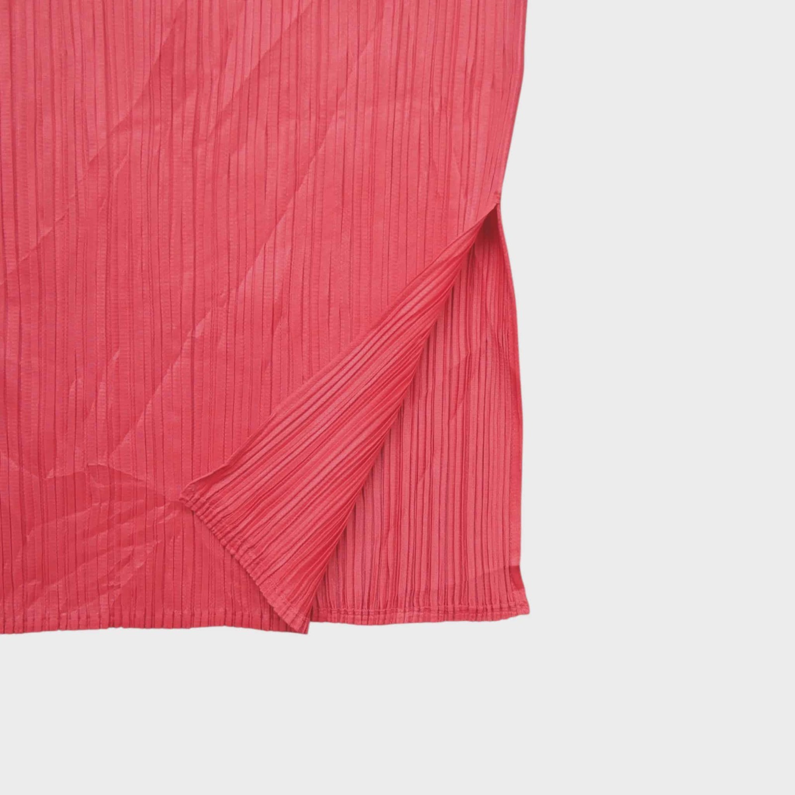 PLEATS PLEASE ISSEY MIYAKE Made in Japan