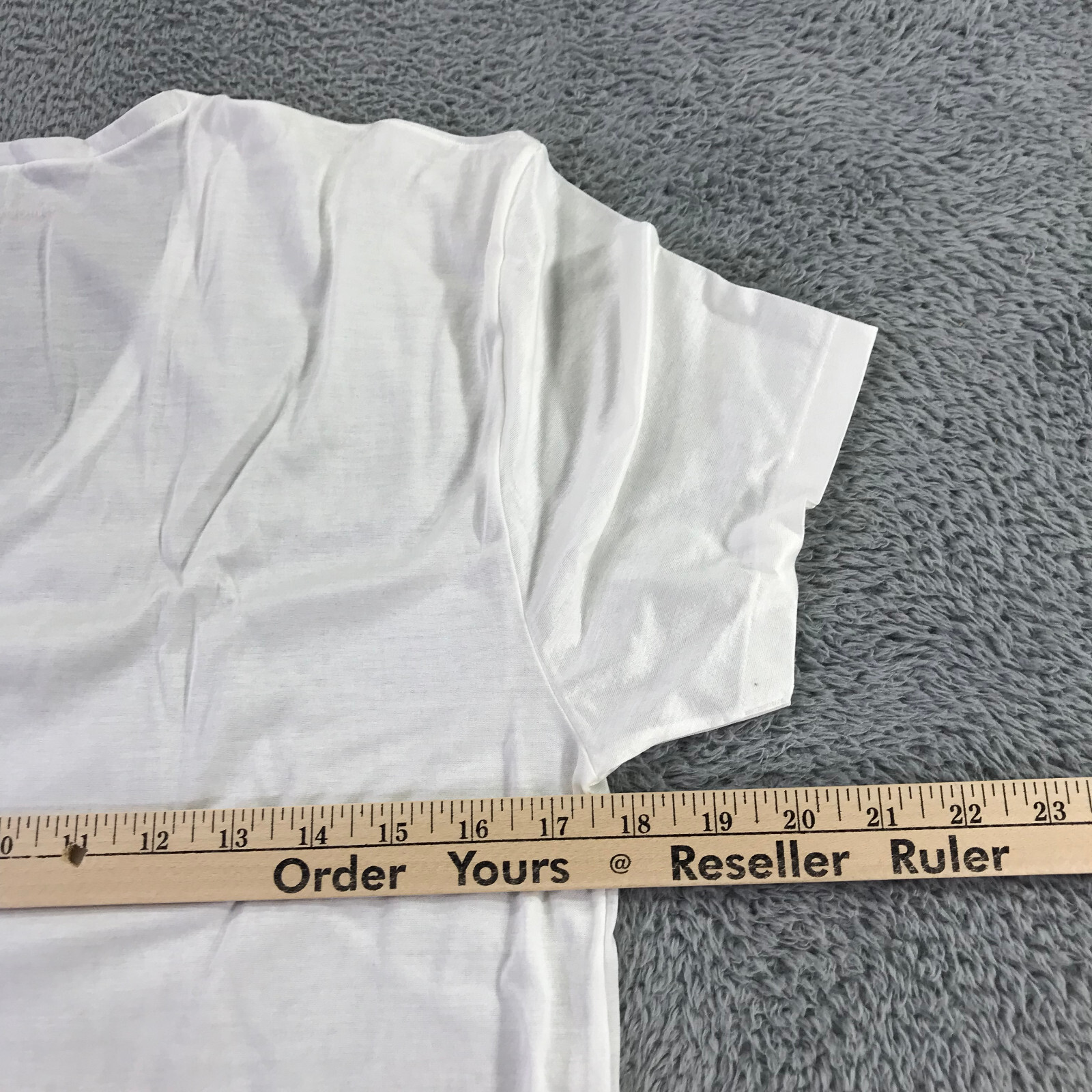 Derek Rose Shirt Mens Small London T-Shirt $ 115 Short Sleeve Tee V Neck Cotton