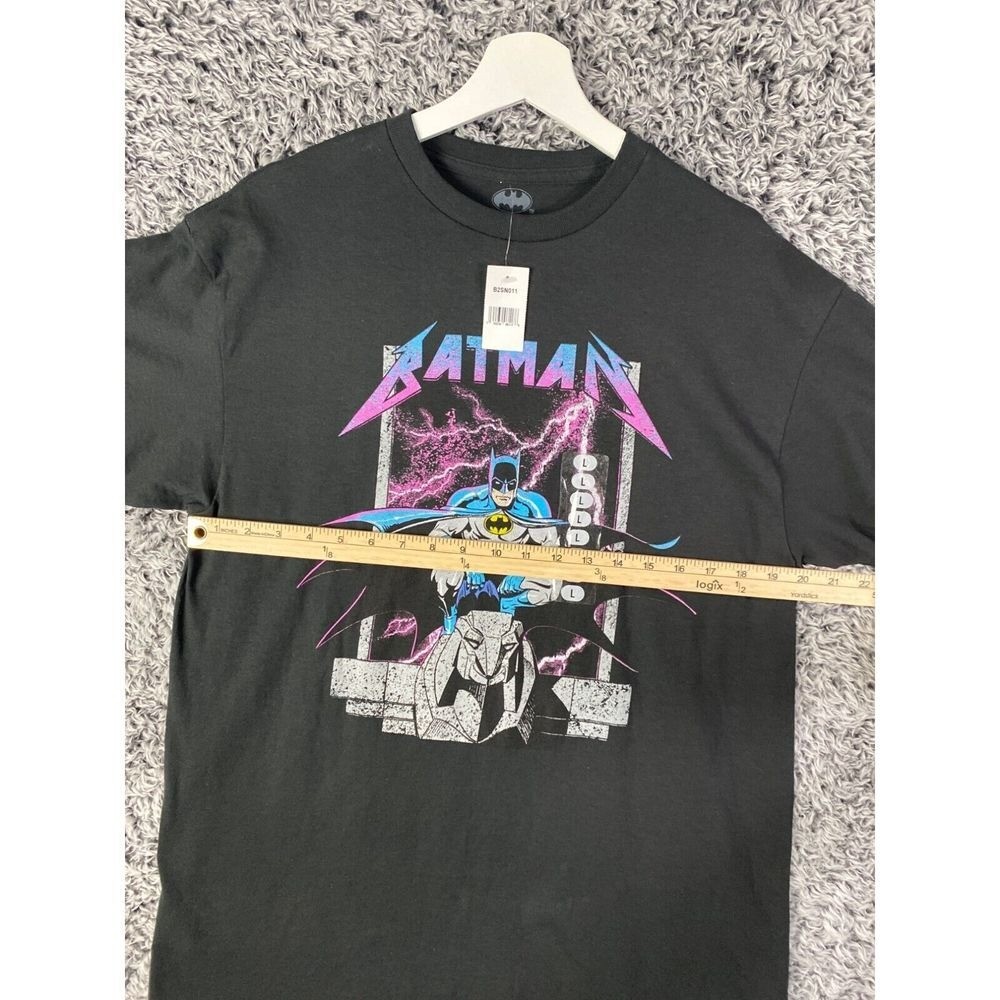 Batman Mens Heavy Metal Grunge Graphic Shirt L Tee Black DC Comics Retro Top
