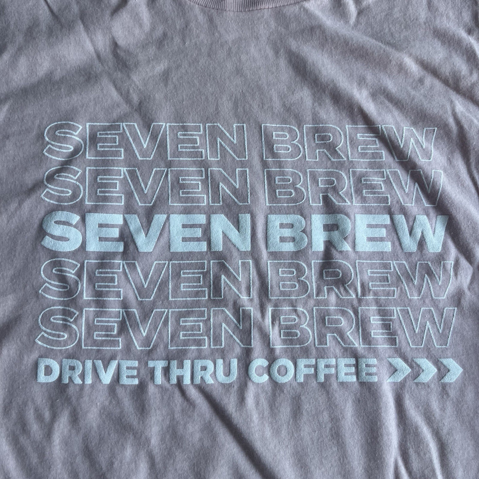 7Brew Drive Thru Coffee Adult Pink T-Shirt Size XL Logo NWOT