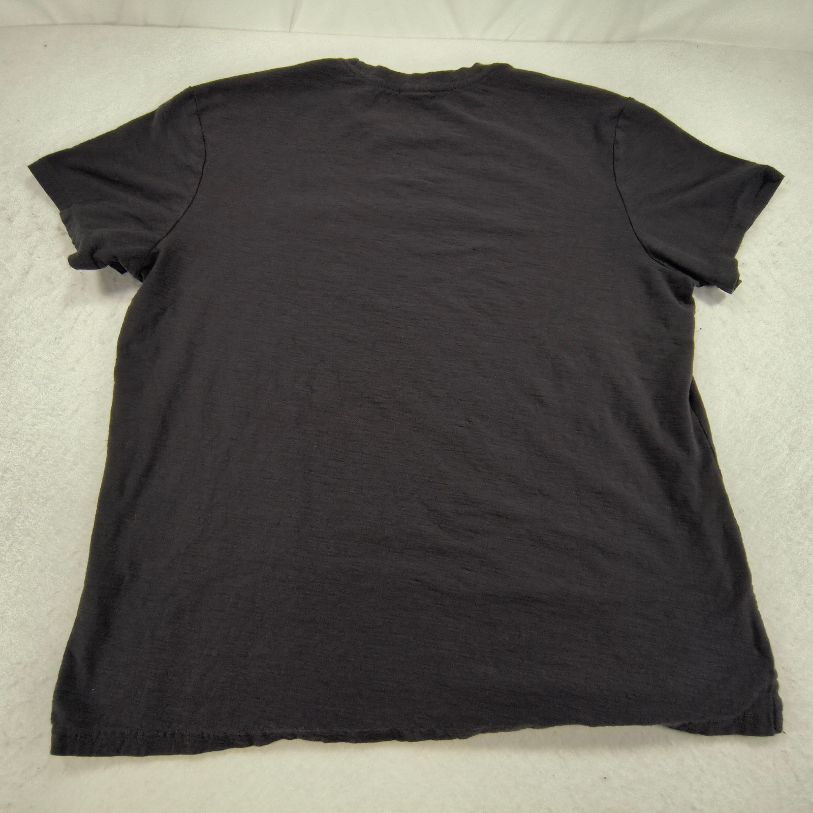 Quiksilver Crew Neck Pocketed Short Sleeve Shirt Mens Size Extra Large XL Black