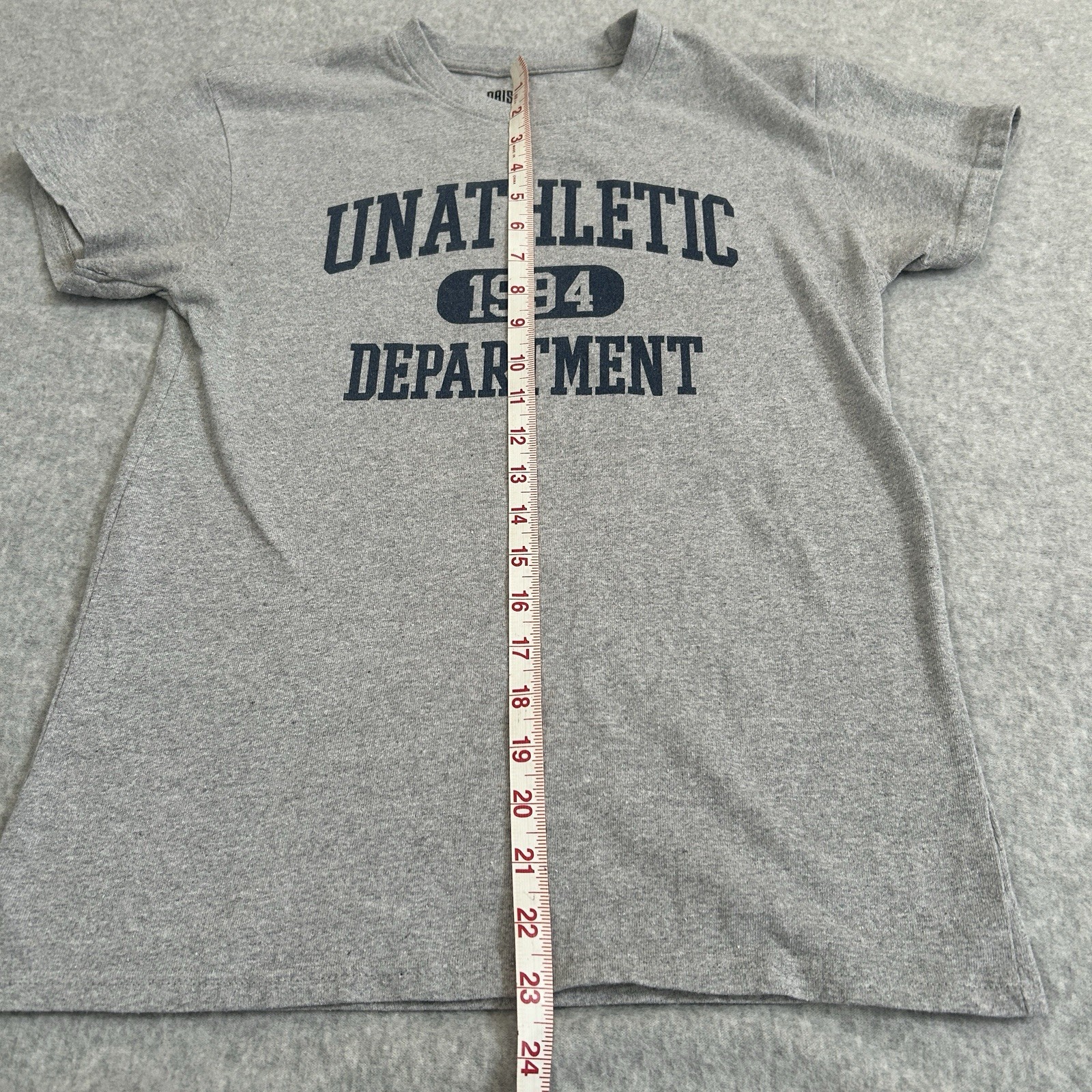 Brisco Brands T-Shirt Men’s Small Gray Unathletic Department Graphic Tee Crew