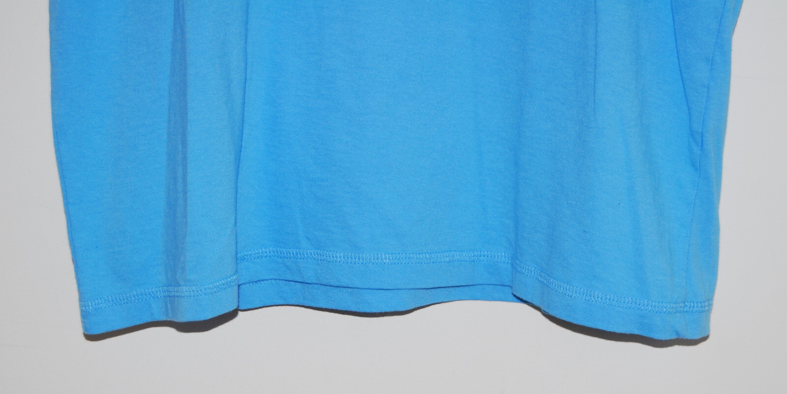 NWT johnnie-O. Men’s Maliblu Blue Surf Wagon SS Crew T-Shirt sz M L XL