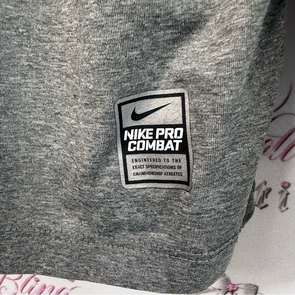 Nike long sleeve shirt dri fit grey silver Pro Combat Men’s Long Sleeve Gray Tee
