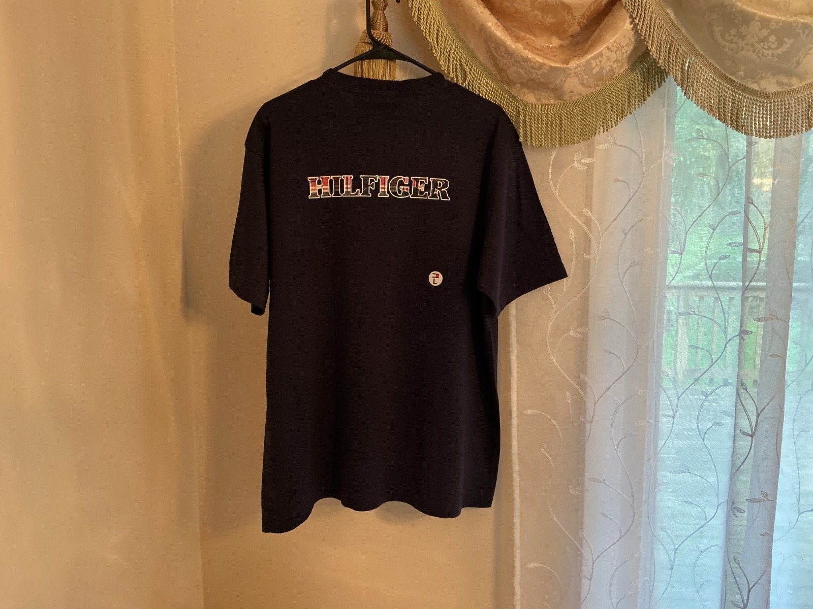 NWT Tommy Hilfiger blue mens t-shirt Size Large, 100% cotton, machine washable.