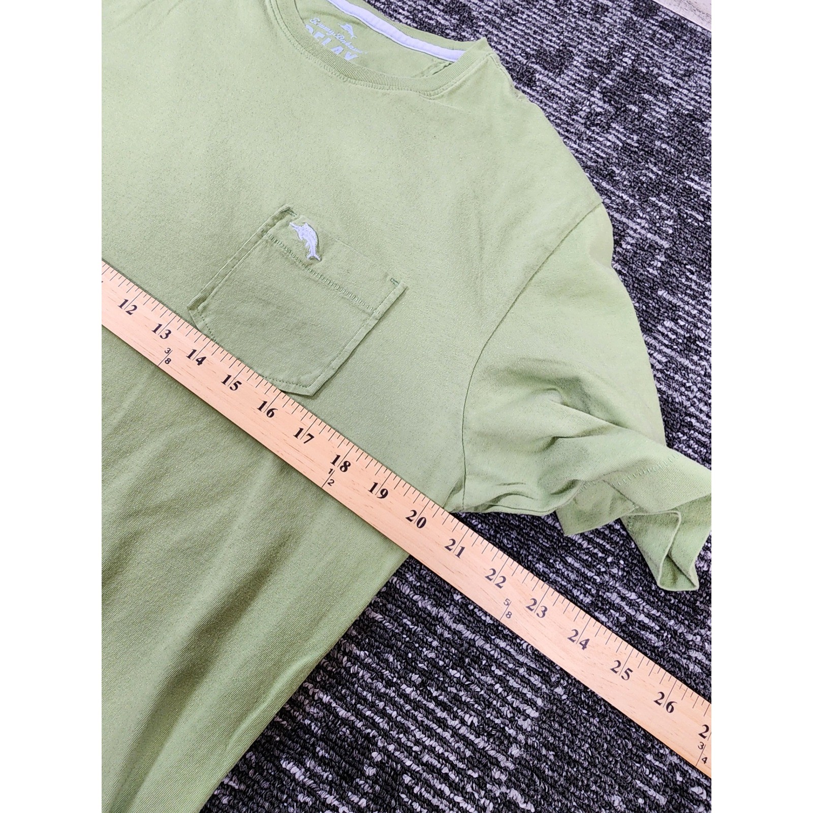 Tommy Bahama T-Shirt Mens Medium Green Pima Cotton Pocket UPF 50 Casual