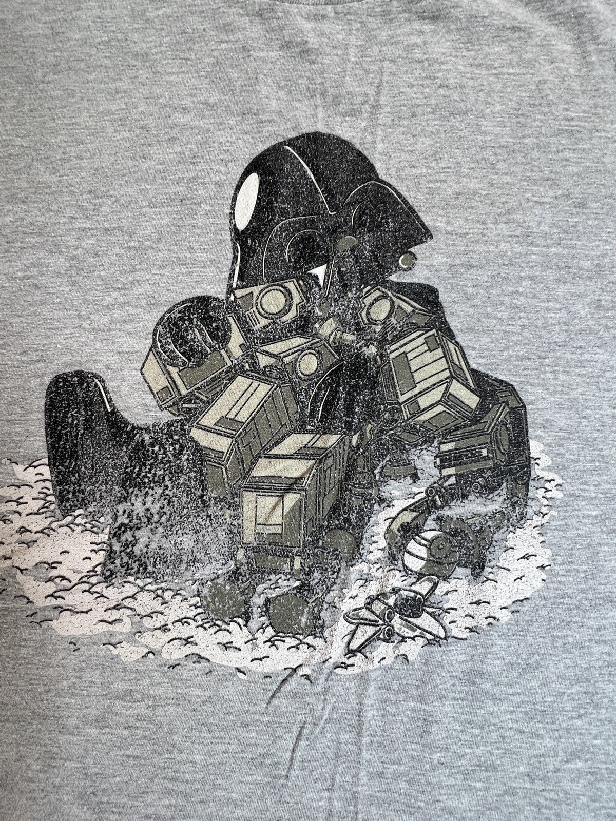Port & Company Fan Favorite Men’s Grey SS T- shirt Darth Vader Star Wars Sz Med
