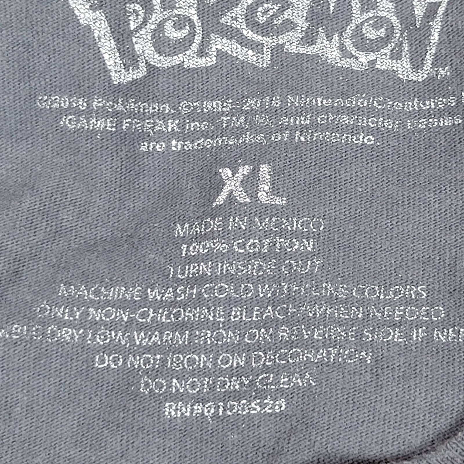 Pikachu Pokemon Mens XL Shirt Graphic Gray Poke Ball Retro Short Sleeve