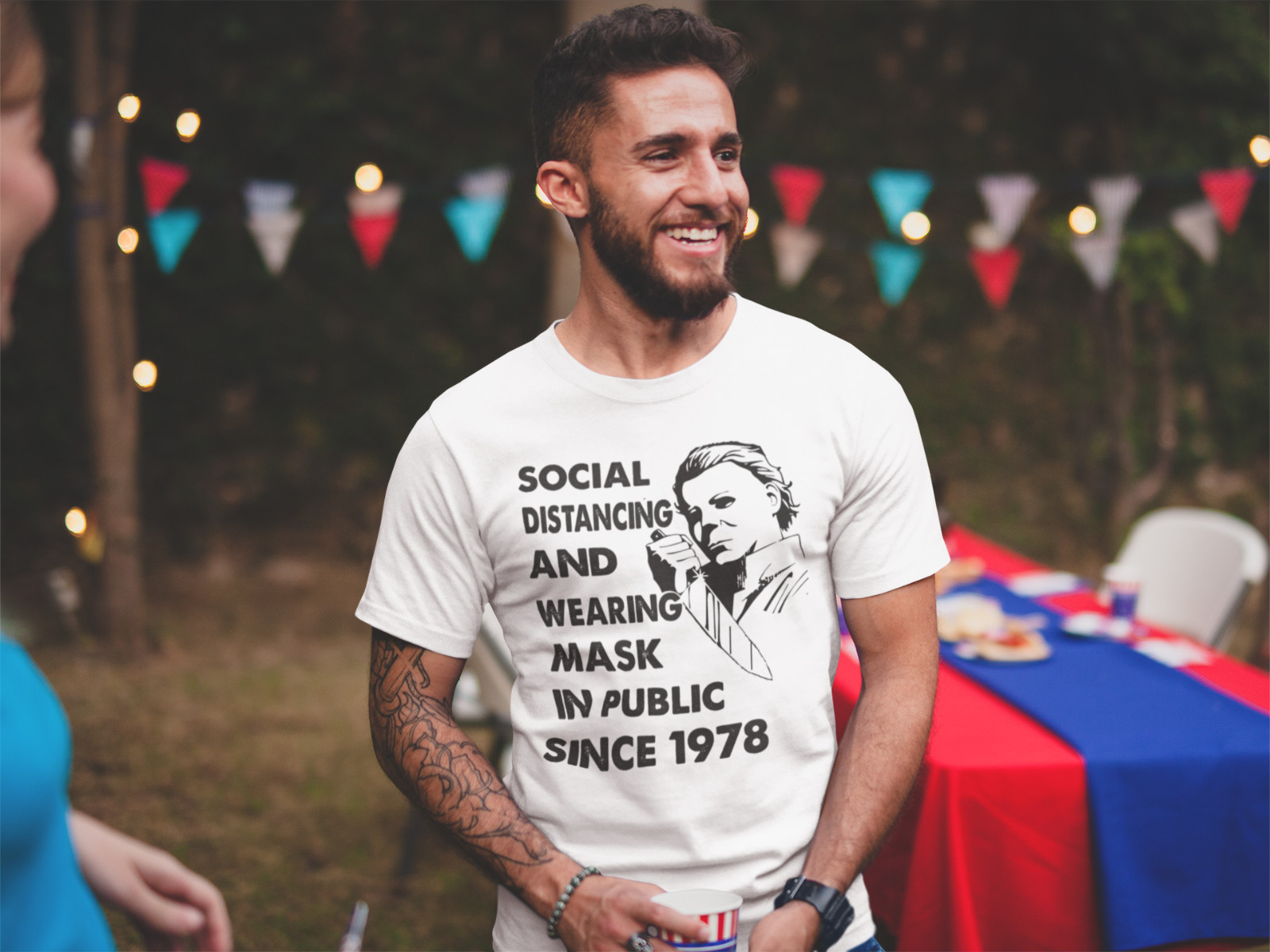 Halloween t-shirt Social Distancing T-shirt Funny Horror Masks Sarcastic T-Shirt